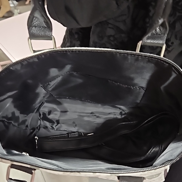 2 for 1 sale. Cinderella and Embellished Handbags. - Picture 3 of 6